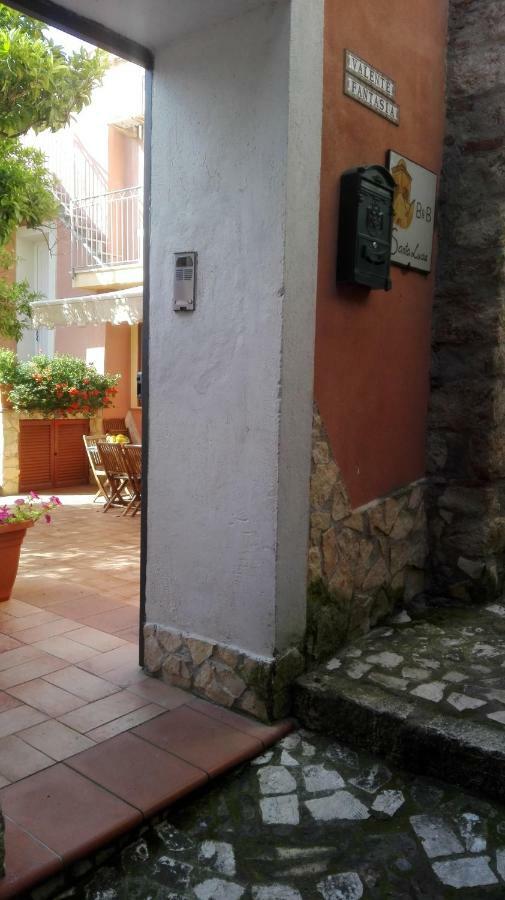 Santa Lucia B&B Gaète Extérieur photo