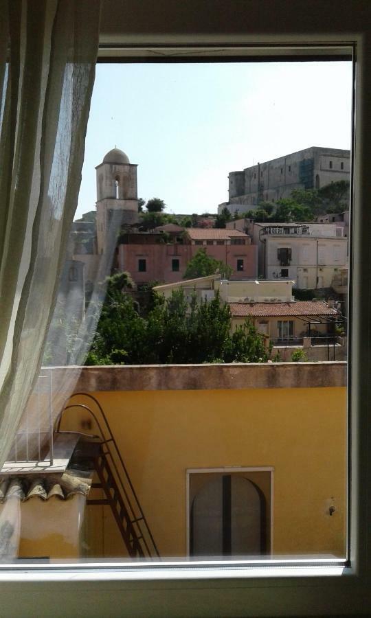 Santa Lucia B&B Gaète Extérieur photo