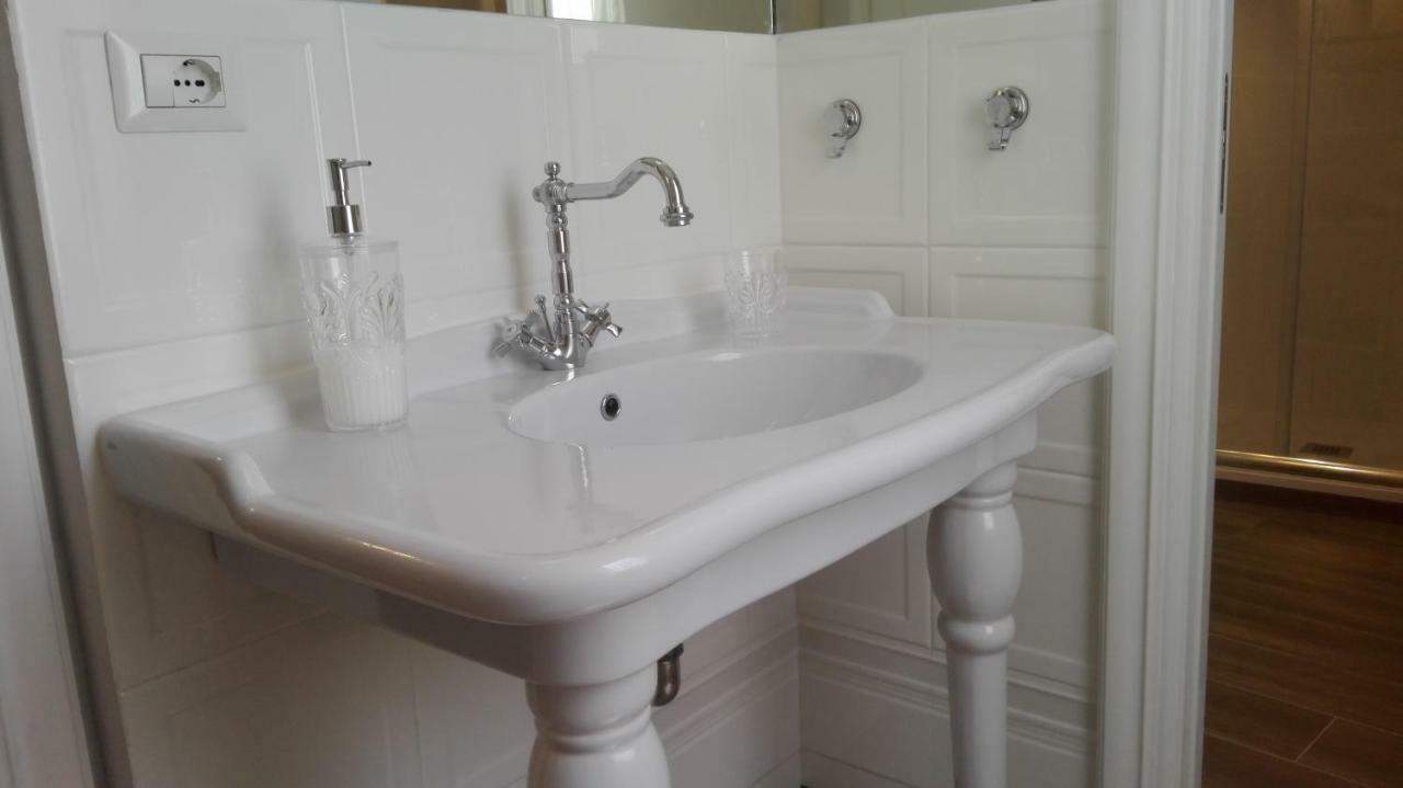 Santa Lucia B&B Gaète Extérieur photo